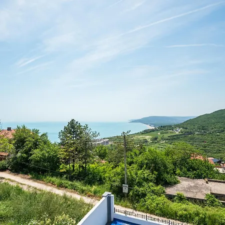 Casa Lulu Sea View Луксозна вила *